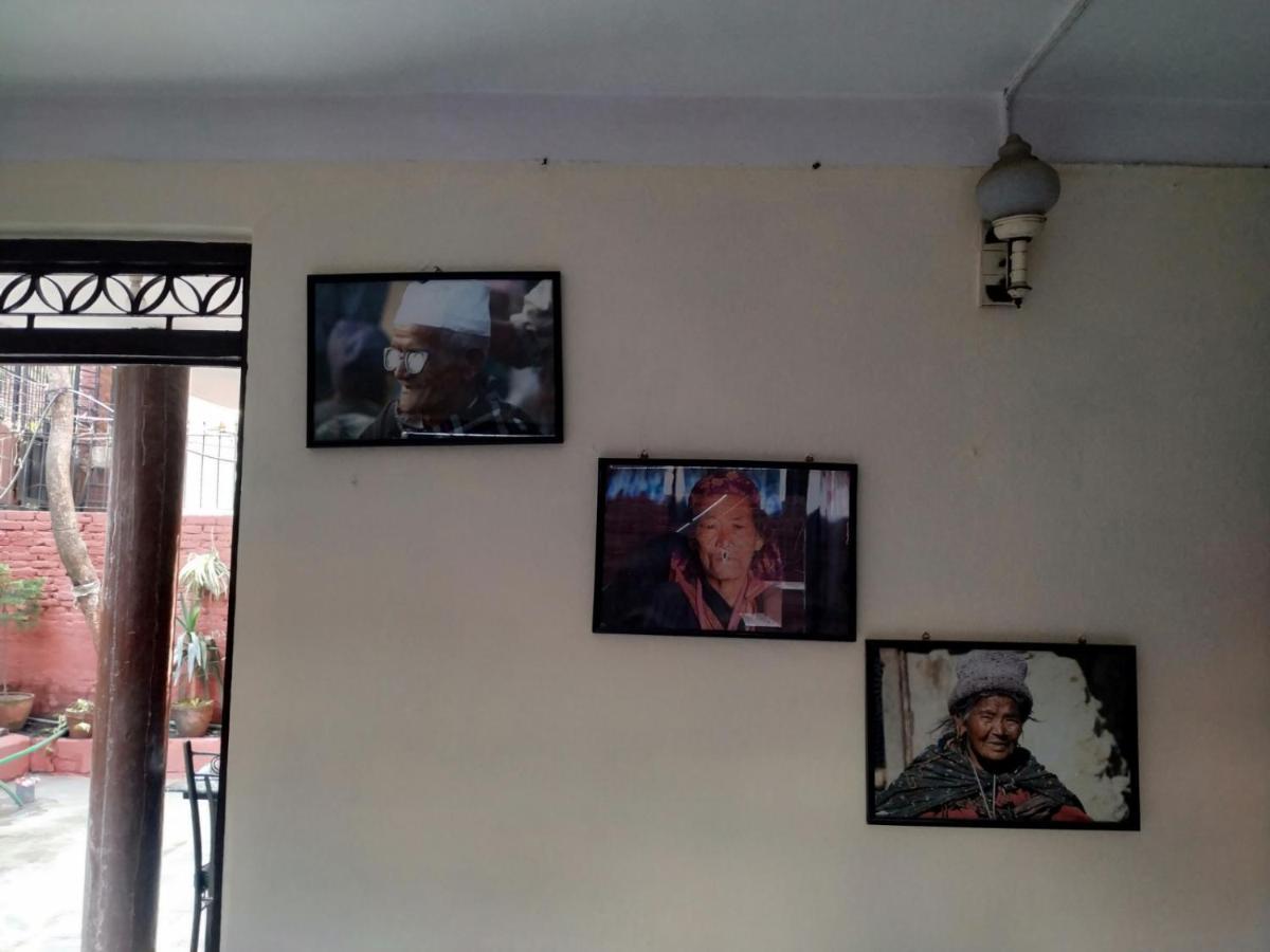 Beehive Hostel Kathmandu Exterior foto